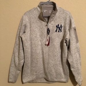 Men's Yankees Antigua 1/4 Zip Pullover - Medium
